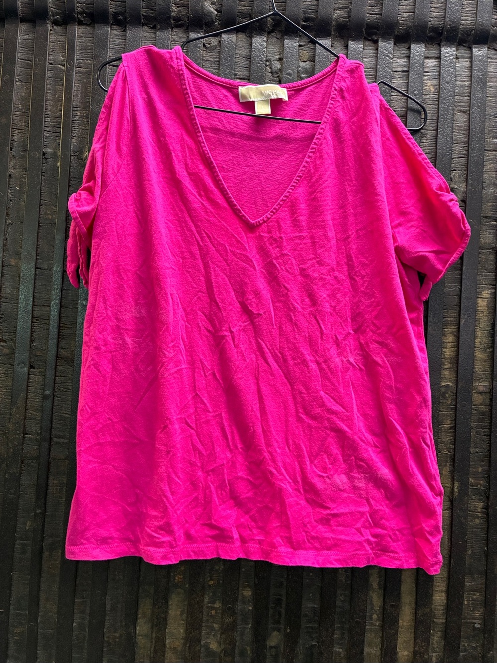 MICHAEL Michael Kors Bright Pink V-Neck Short Sleeve Top